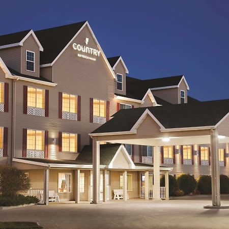 Country Inn & Suites By Radisson Bismarck Waterpark Exteriör bild
