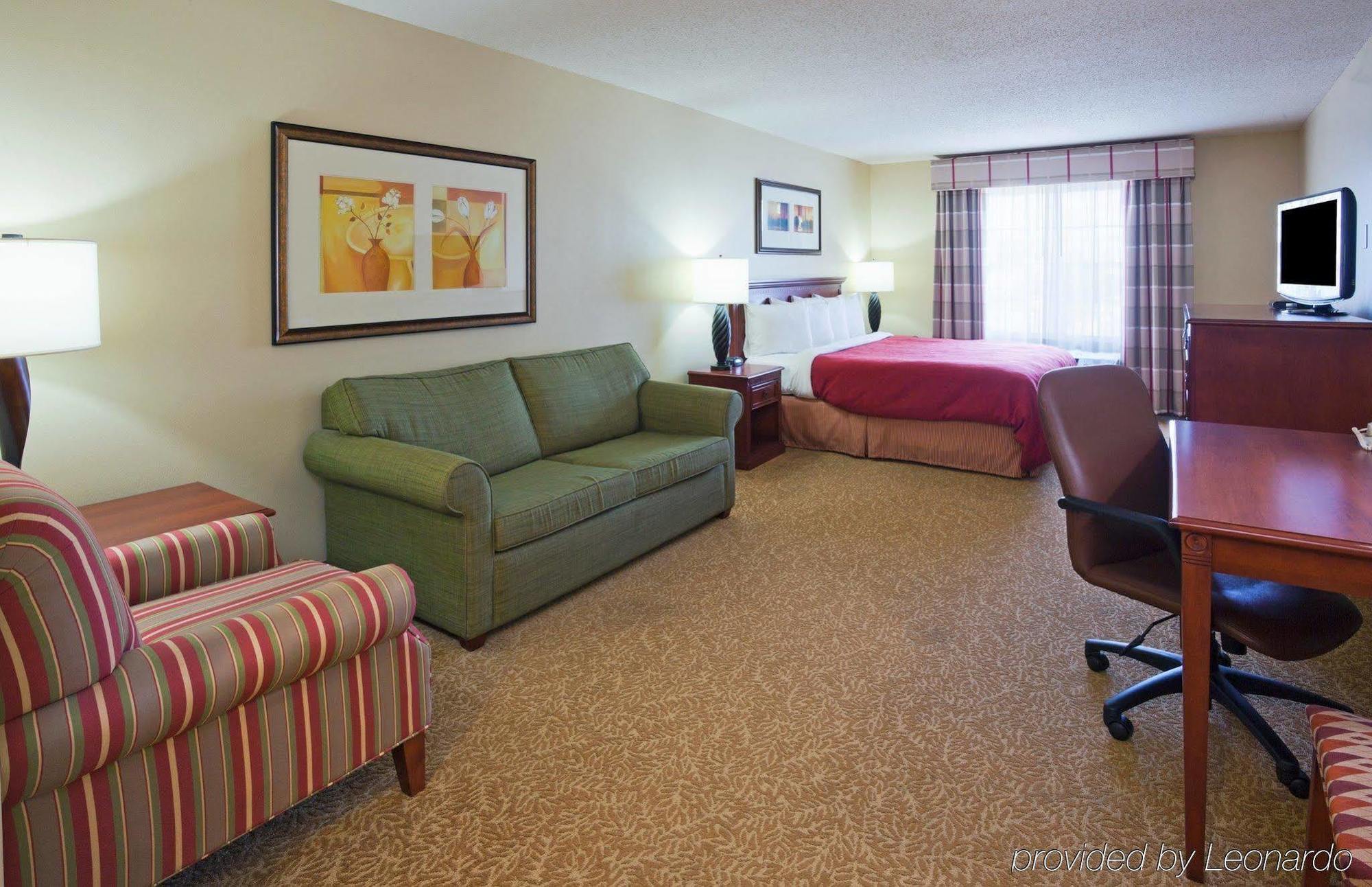 Country Inn & Suites By Radisson Bismarck Waterpark Exteriör bild